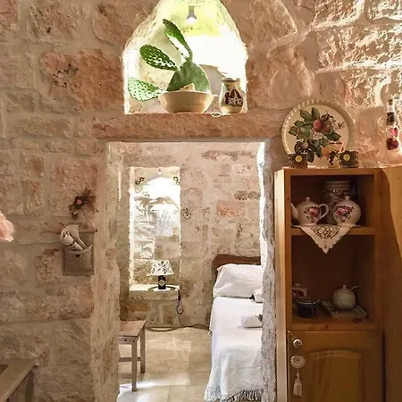 L'alcova Nei Trulli - La Vite * 치스테르니노